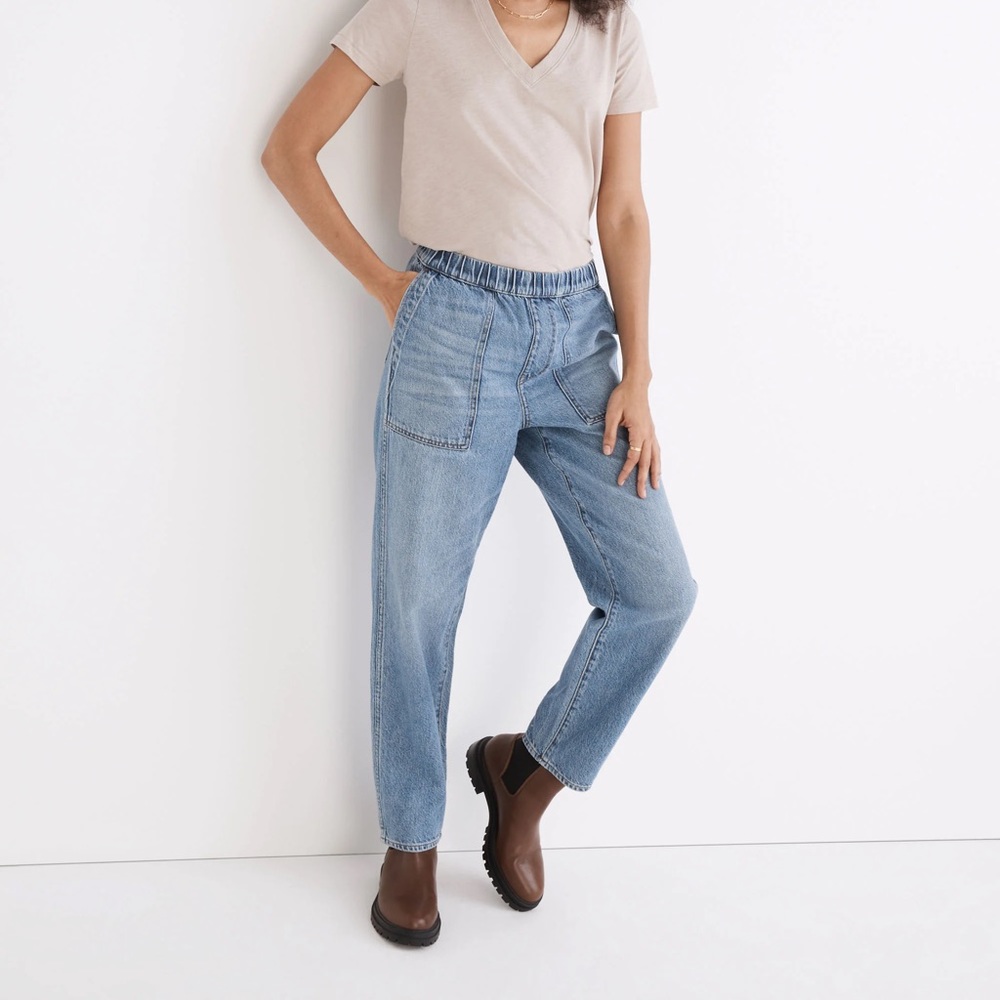 Madewell Pull-On Relaxed Jeans in Beswick Wash